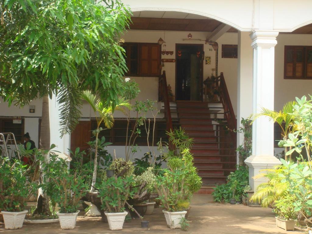 Champa Hotel Pakse Buitenkant foto