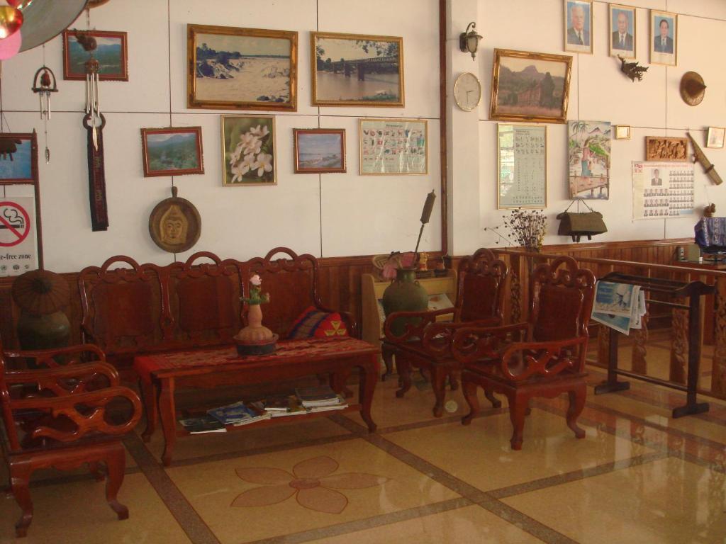 Champa Hotel Pakse Buitenkant foto