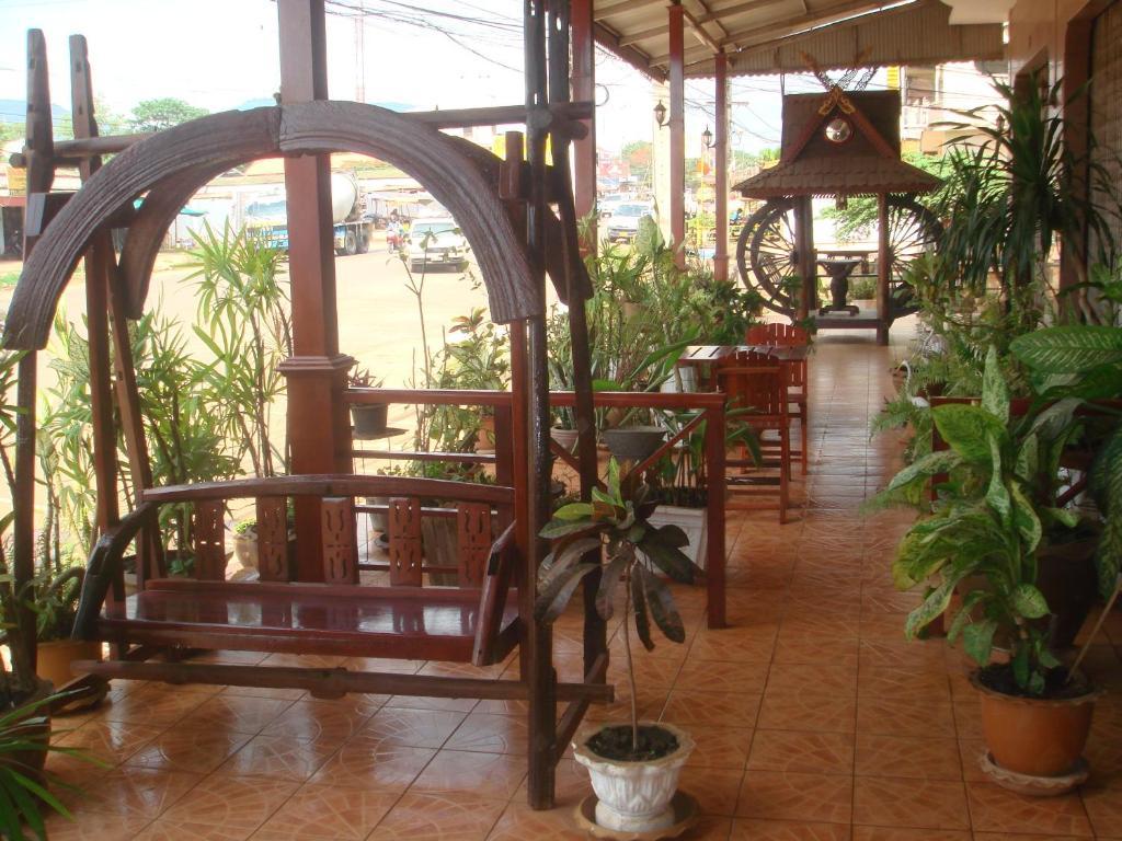 Champa Hotel Pakse Buitenkant foto