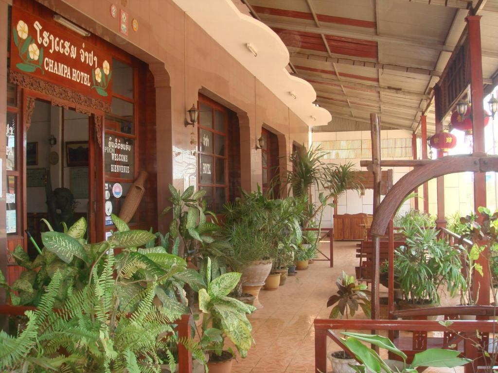 Champa Hotel Pakse Buitenkant foto