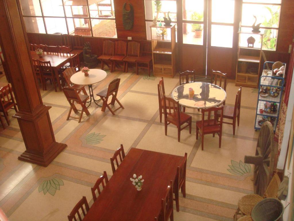 Champa Hotel Pakse Buitenkant foto