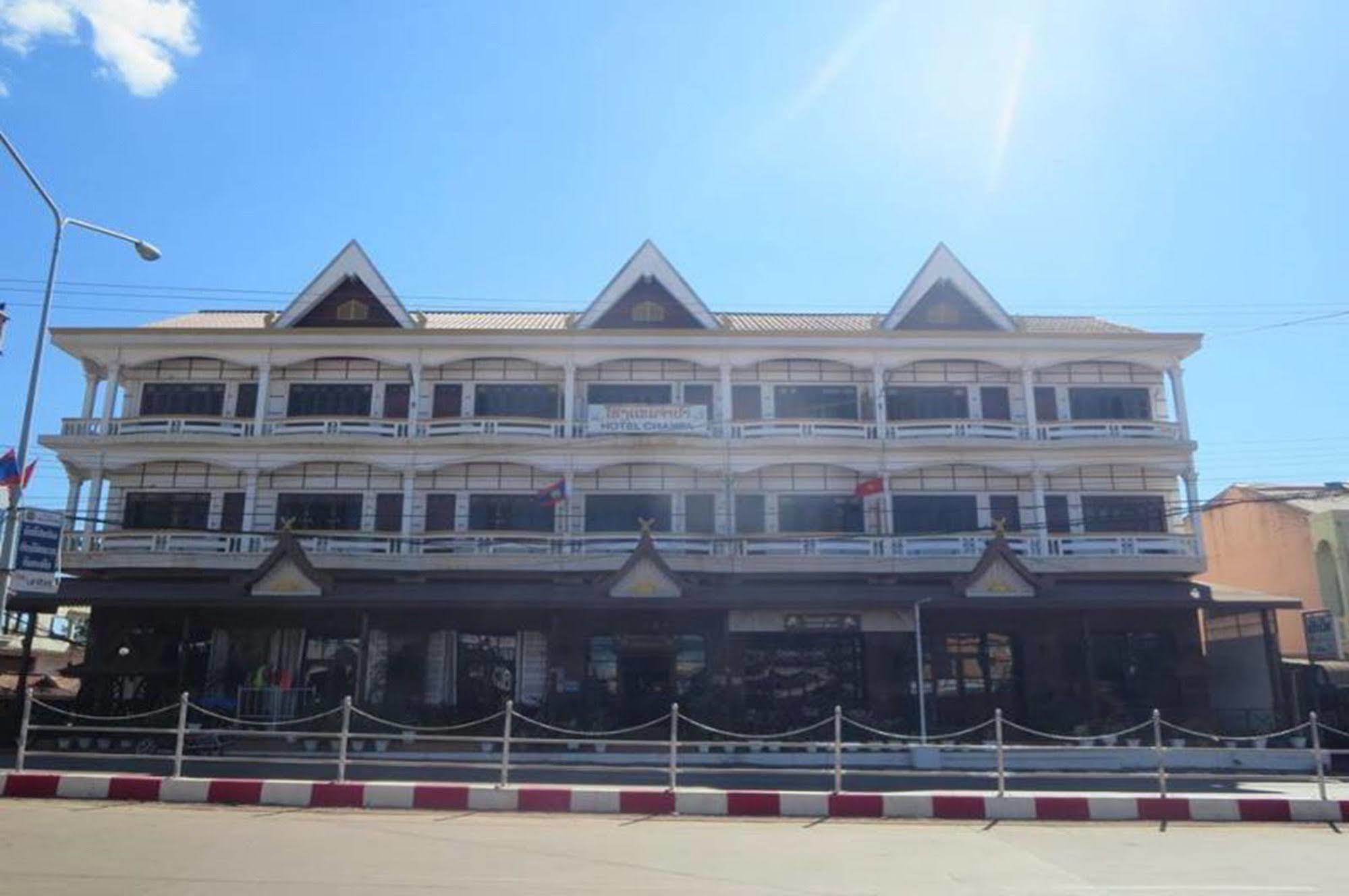 Champa Hotel Pakse Buitenkant foto