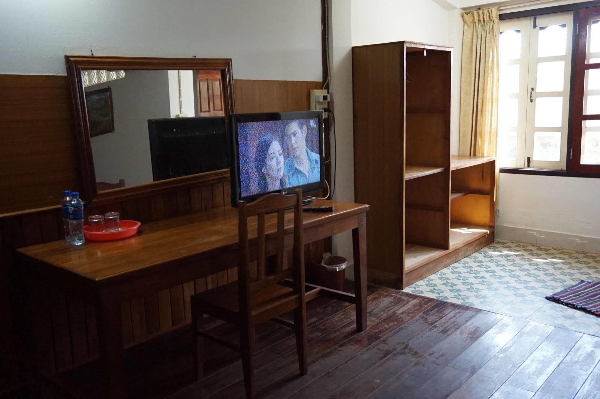 Champa Hotel Pakse Buitenkant foto
