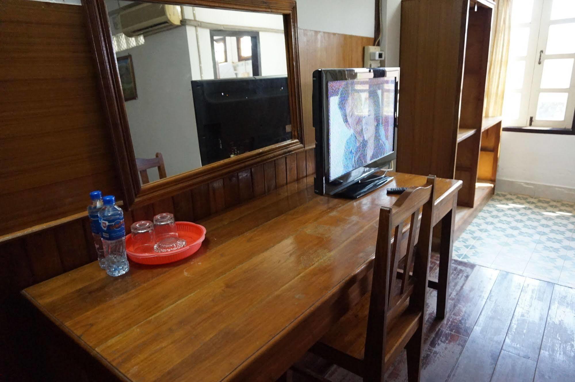 Champa Hotel Pakse Buitenkant foto